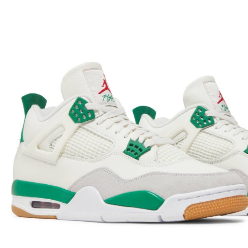 Nike SB x Air Jordan 4 Retro SP ‘Pine Green’